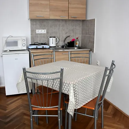 Apartment Ladi