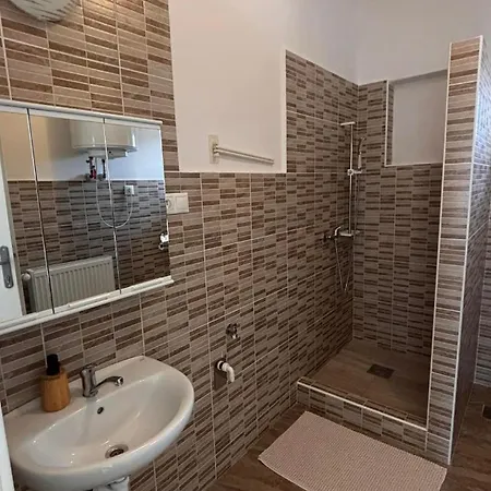 Ládi Apartmán